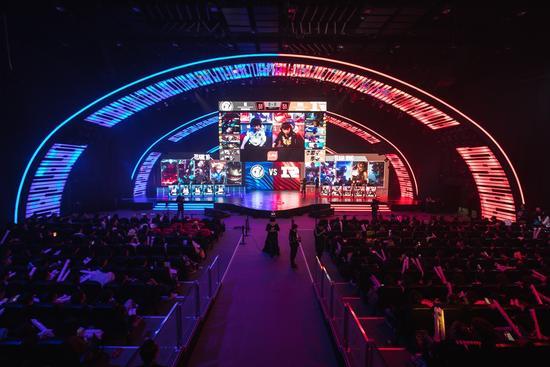 格兰强调把 格兰强调把