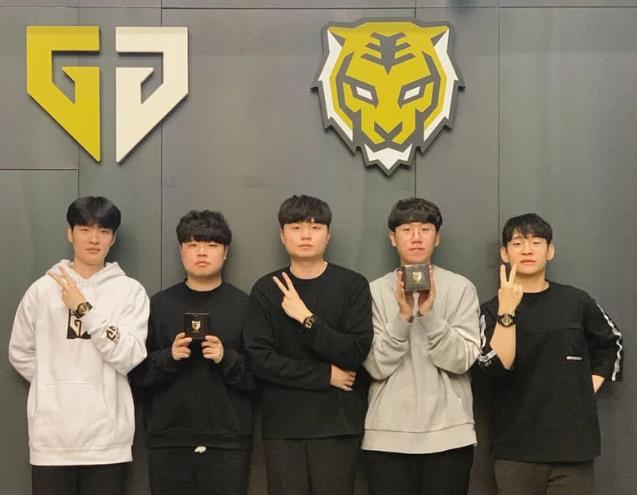 容建立 容建立